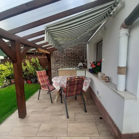 Guest house Rozsa Vendeghaz *